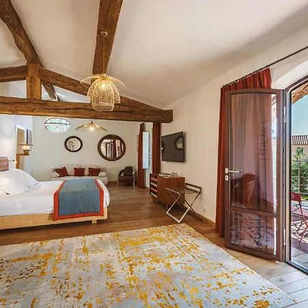 Domaine Les Mésanges 3*